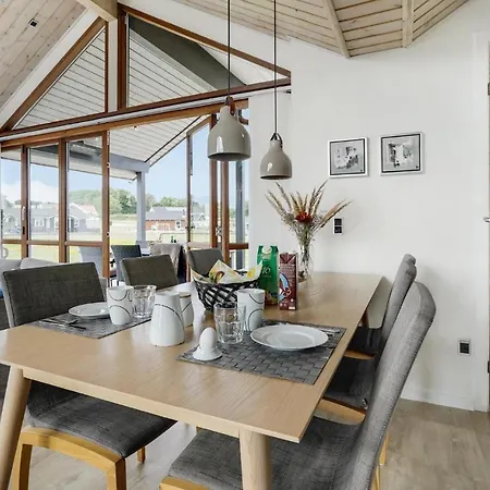 Vakantiehuis Geweldig Huis Met 3 Slaapkamers In *